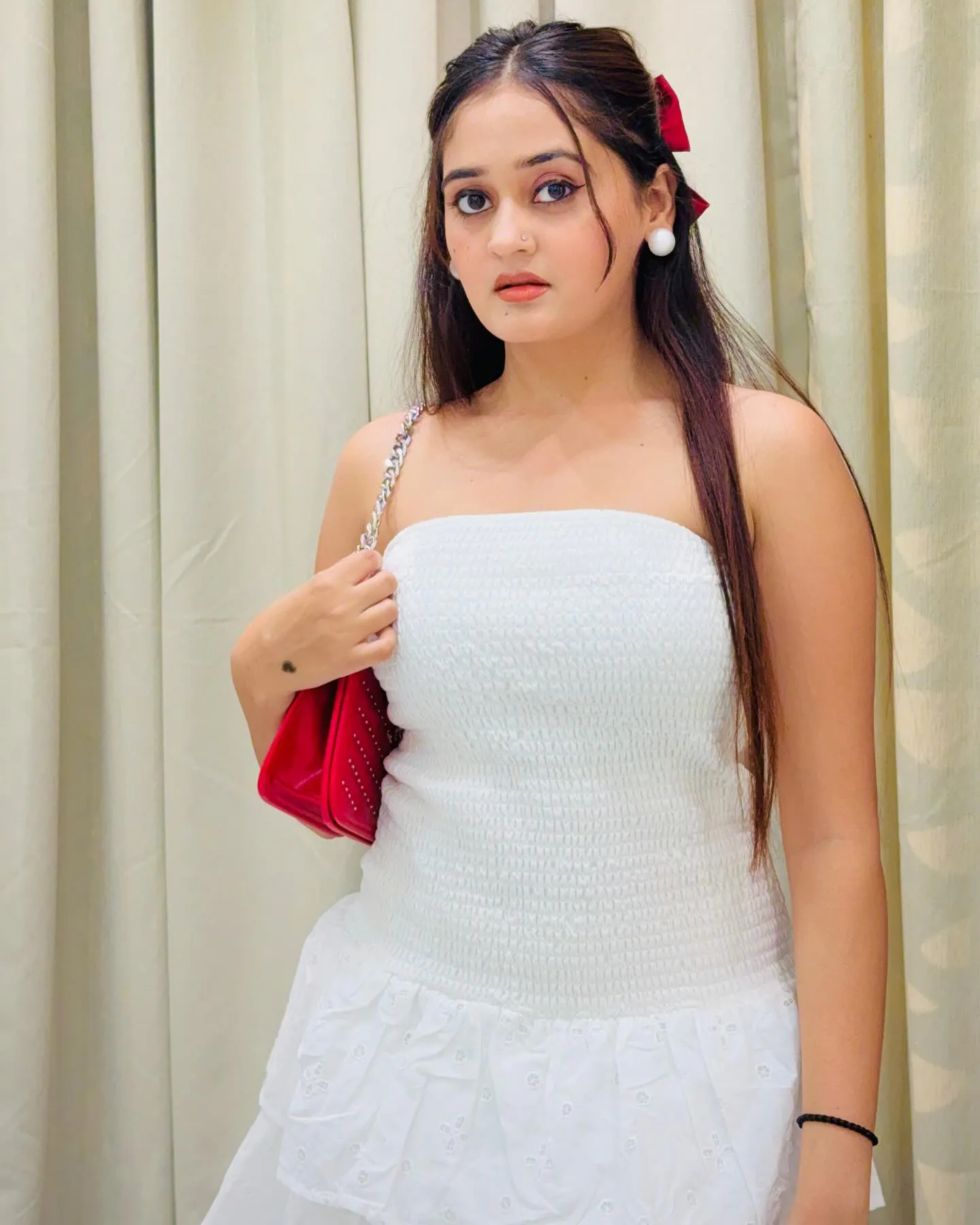 Bindass Kavya - bindass-kavya-hot-2.webp